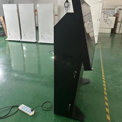55 بوصة قفزة شاشة لمسة كيوسك شاشة LCD Pcap مع جهاز كمبيوتر i7 المدمج