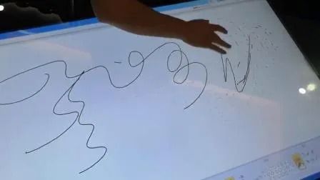 كيوسك بشاشة لمسة مخصصة 43 بوصة بدقة 1920×1080