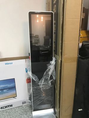 جهاز عرض معلوماتي يعمل بنظام أندرويد مقاس 21.5 بوصة مع رف بدقة 1920 × 1080