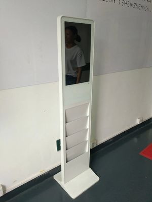 كشك لافتات رقمية قائم على الأرض مقاس 21.5-65 بوصة بدقة 1920 × 1080