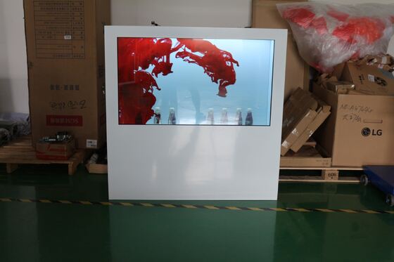 WiFi Bluetooth USB Connectivity Multi Touch Digital Signage تقدم تعزيزًا في نسبة التباين 5000 1 و6 ms Touch Response Time لمشاركة المستخدم